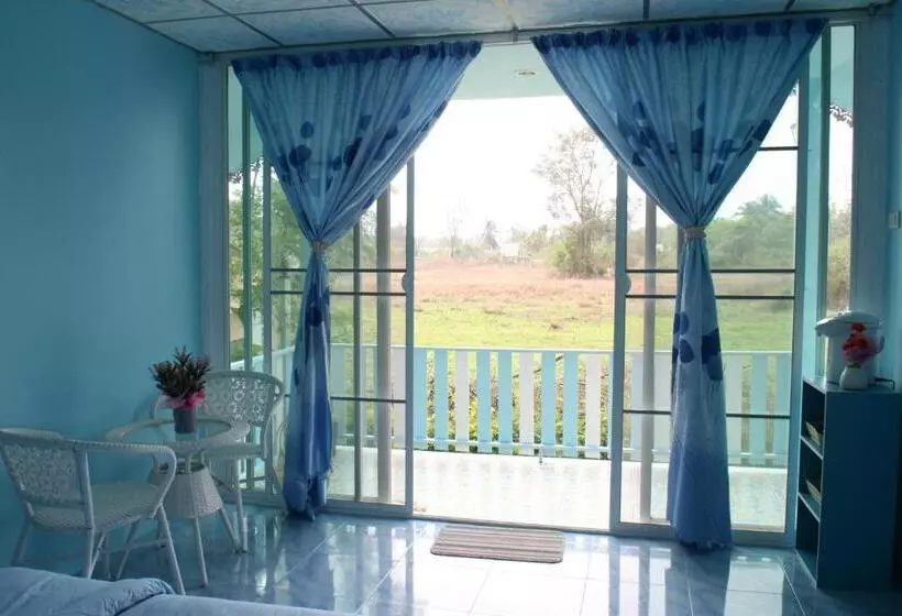 Boathouse Resort Suanphung