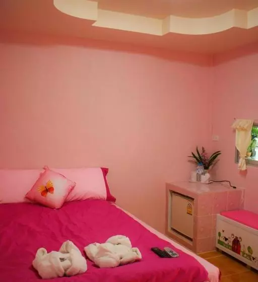 Boathouse Resort Suanphung