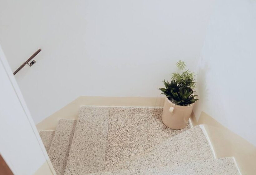 Vista Piazza Home & Solarium By Raro Villas