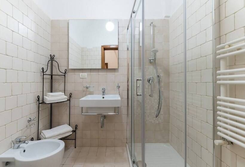 Vista Piazza Home & Solarium By Raro Villas