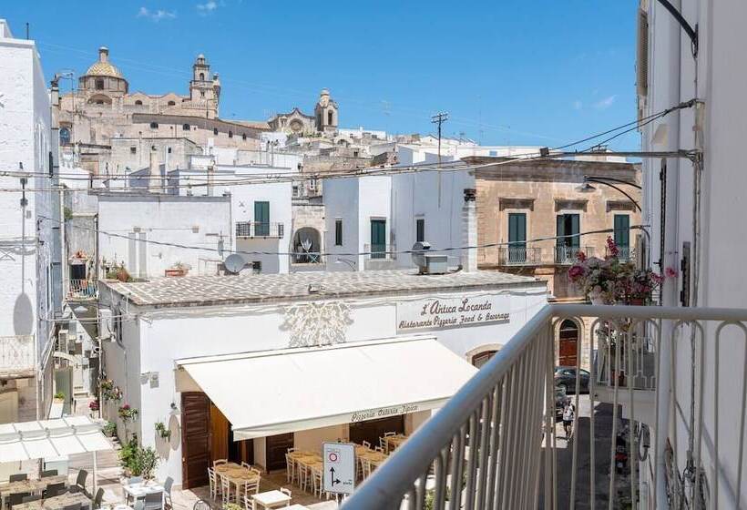 Vista Piazza Home & Solarium By Raro Villas