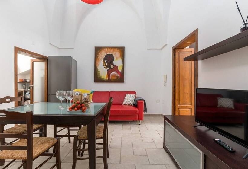 Vista Piazza Home & Solarium By Raro Villas