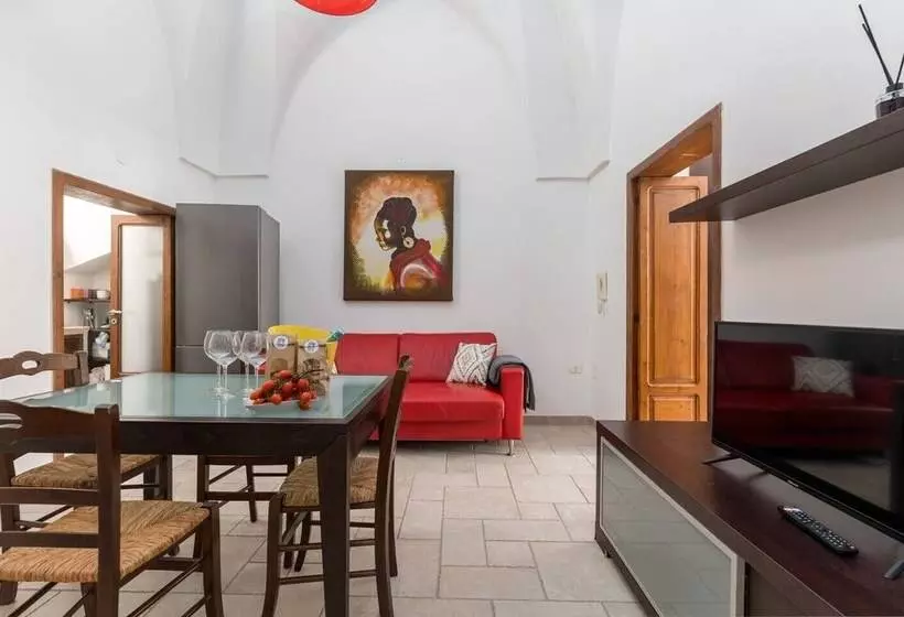 Vista Piazza Home & Solarium By Raro Villas