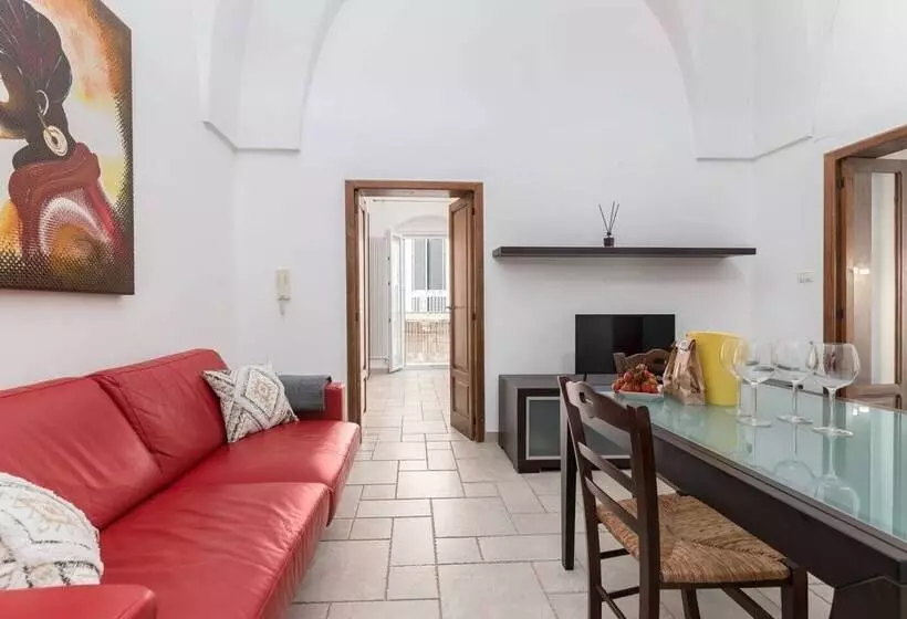 Vista Piazza Home & Solarium By Raro Villas