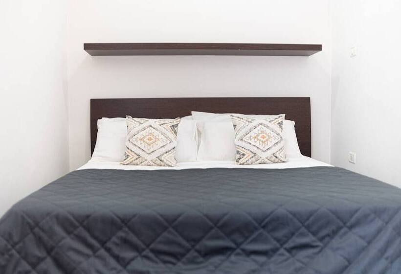 Vista Piazza Home & Solarium By Raro Villas