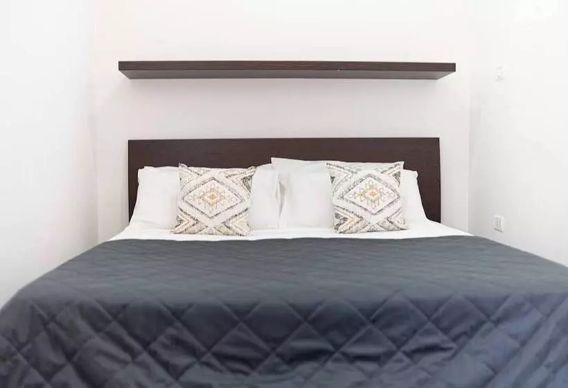 Vista Piazza Home & Solarium By Raro Villas