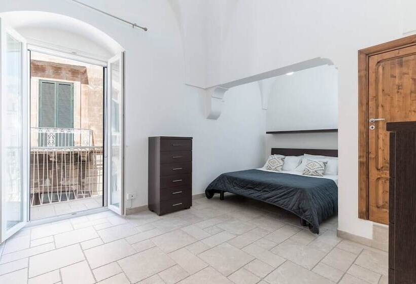 Vista Piazza Home & Solarium By Raro Villas