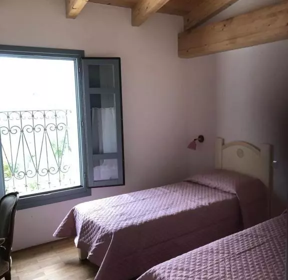 Hotelli Agriturismo La Casa Delle Fate