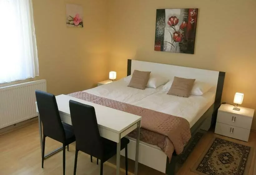 پانسیون Guest House Golja