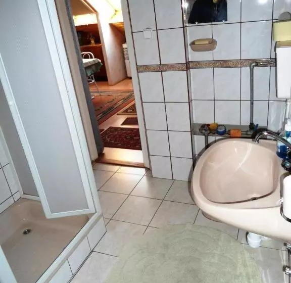 Majatalo Károly Vendégház