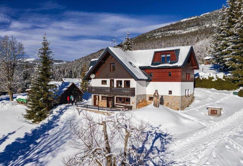 ペンション Penzion Hana