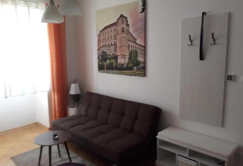 Pensjonat Penzion U žabáka