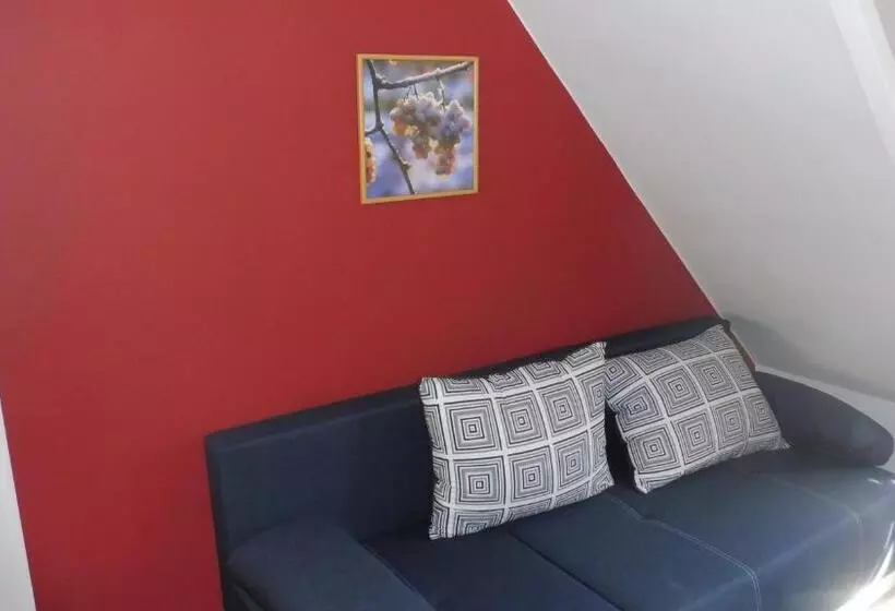 Majatalo Penzion U žabáka