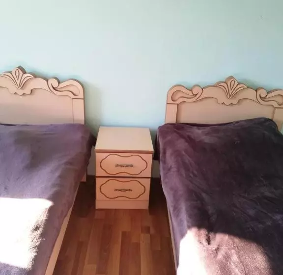 پانسیون Tako S House