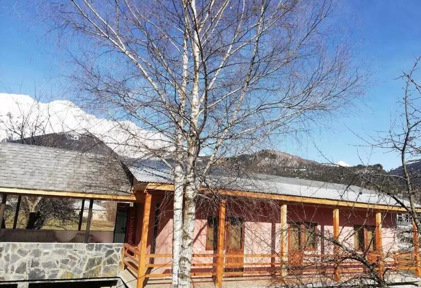 پانسیون Tako S House