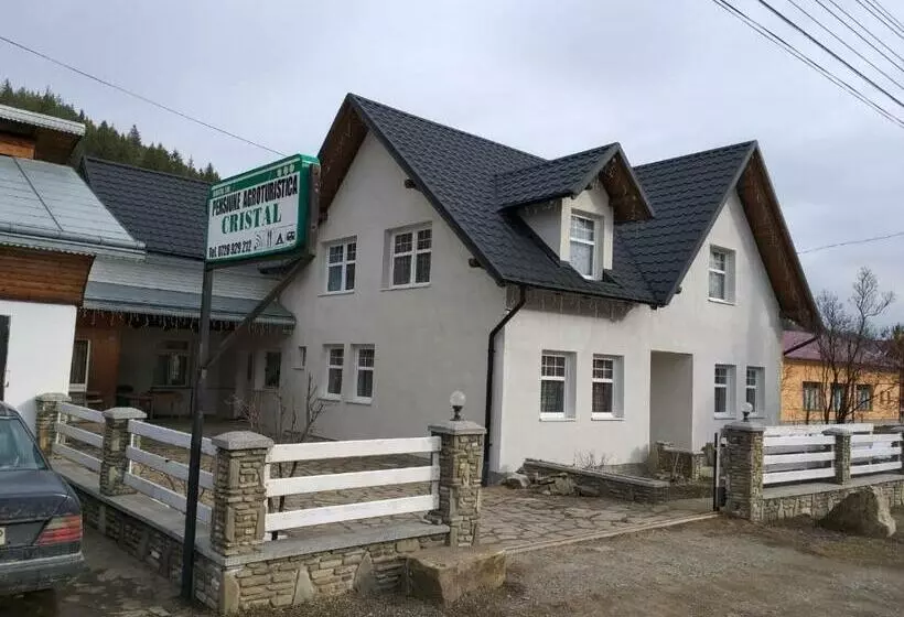 Pensiunea Agroturistica Cristal