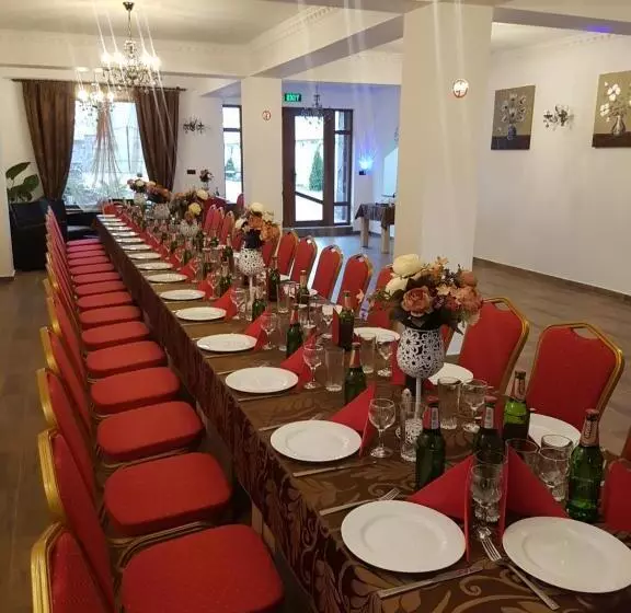 Pensiunea Casa Zarnesteana