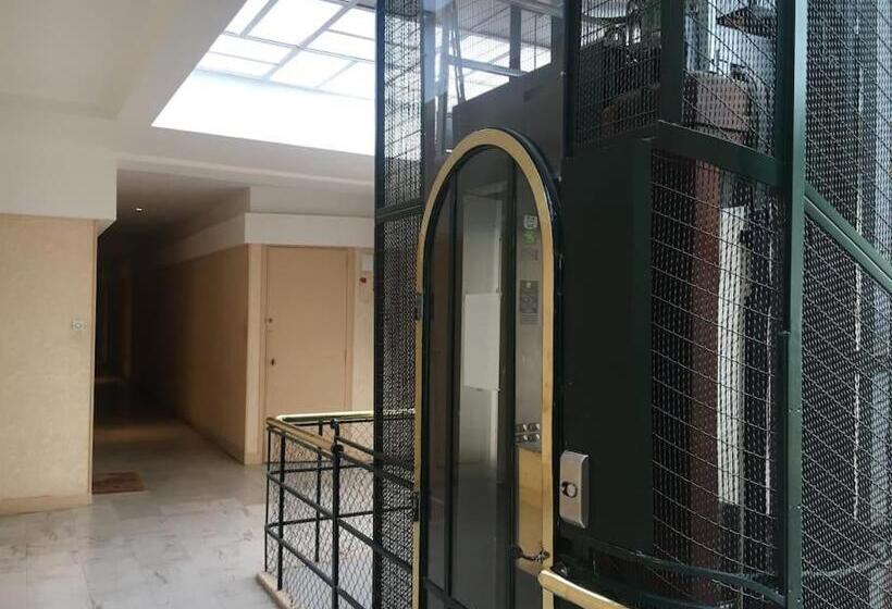 T2 Palais Lumière, Plage à 200m