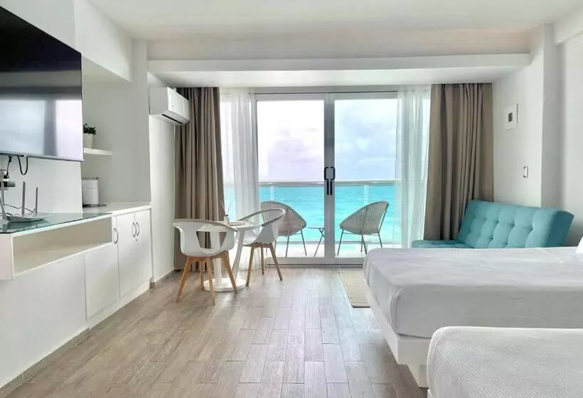 The Ocean Vibes Suites By Casa Paraiso