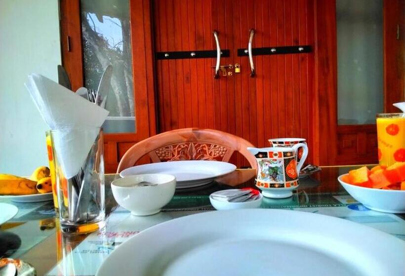 مبيت وإفطار Ella Green Acres