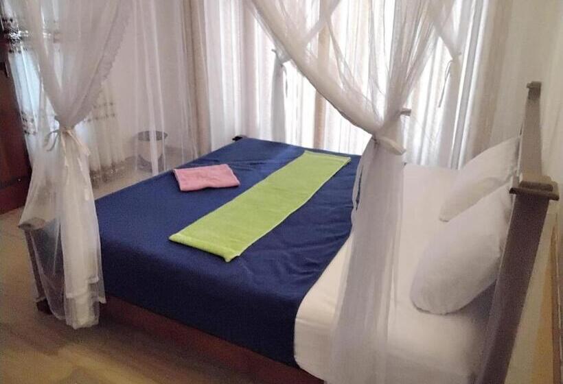 مبيت وإفطار Ella Green Acres