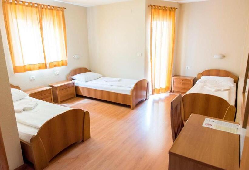 تختخواب و صبحانه Villa Marija & Darko