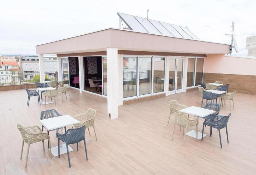 تختخواب و صبحانه Villa Marija & Darko