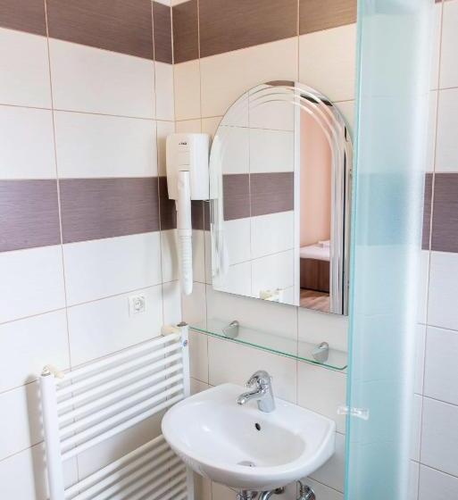 تختخواب و صبحانه Villa Marija & Darko