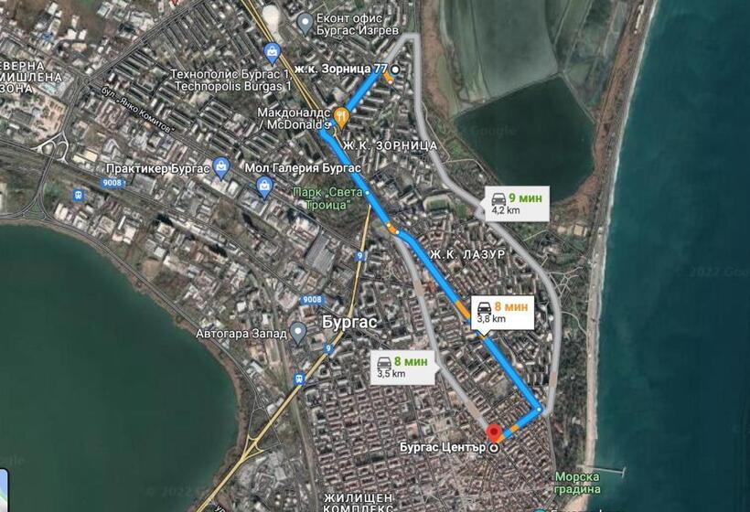 Bright Apartment For 5 Guests With Free Parking