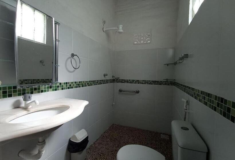 Casa Dos Ximenes   Beira Mar Da Taíba   ótima Localização