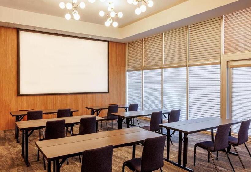 酒店 Courtyard By Marriott Mexicali