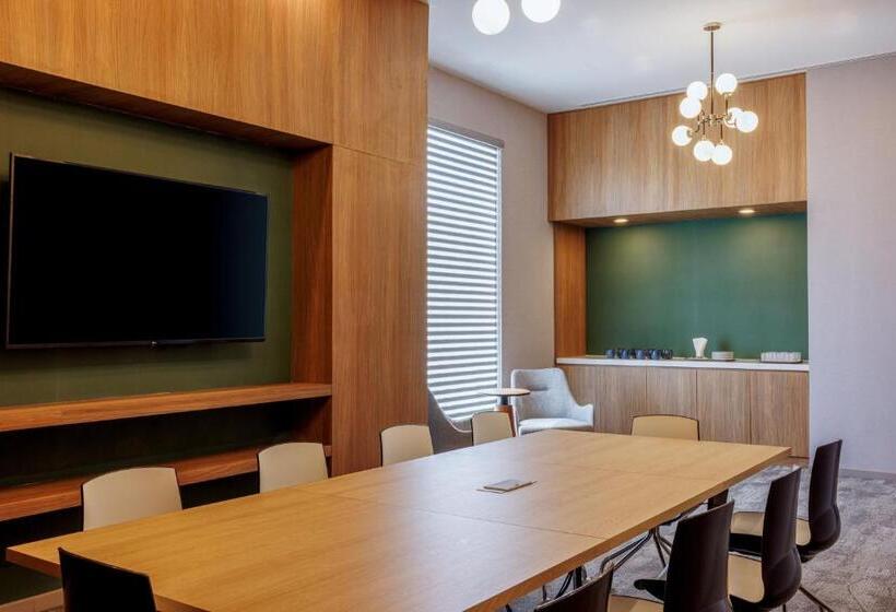 酒店 Courtyard By Marriott Mexicali