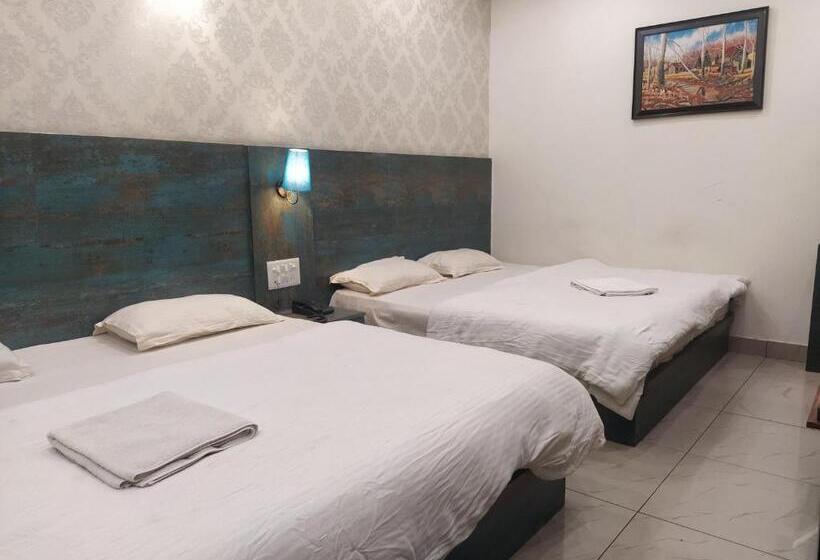 Hotel Geeta Residency Haridwar