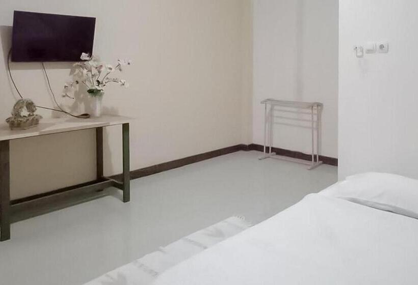 호텔 Reddoorz Syariah @ Jalan Ir Haji Juanda Jambi