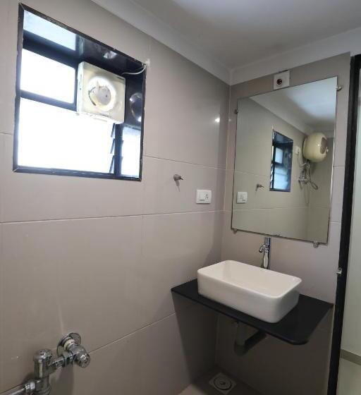 هتل Shagun Rooms & Banquet, Surat