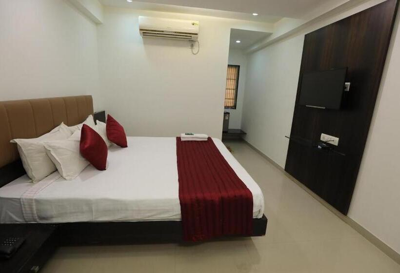 هتل Shagun Rooms & Banquet, Surat