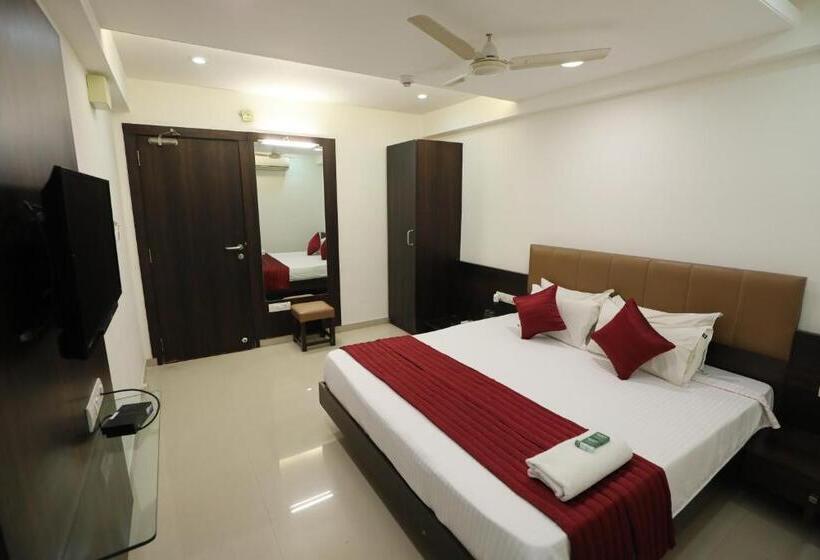 هتل Shagun Rooms & Banquet, Surat