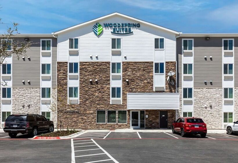 Отель Woodspring Suites Round Rockaustin North
