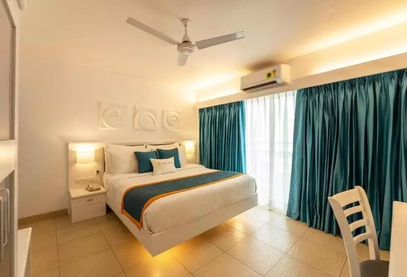 ホテル Zone Connect By The Park Calangute