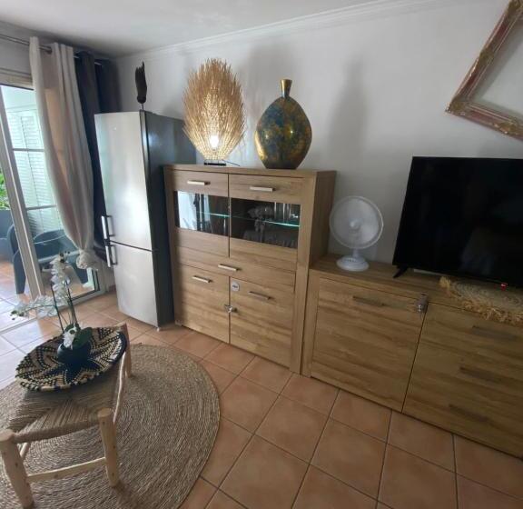 Le Paradis Zen Village Vacances 1er Etage Et Rdc Vue Plage Et Mer Ste Anne