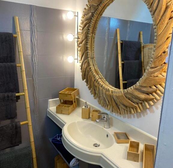 Le Paradis Zen Village Vacances 1er Etage Et Rdc Vue Plage Et Mer Ste Anne