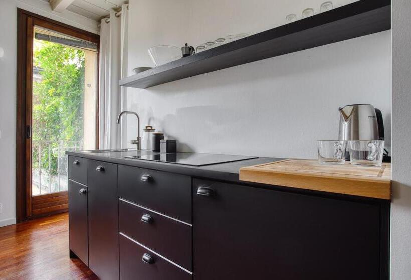 Joivy Superb Studio In The Centre Of Milan