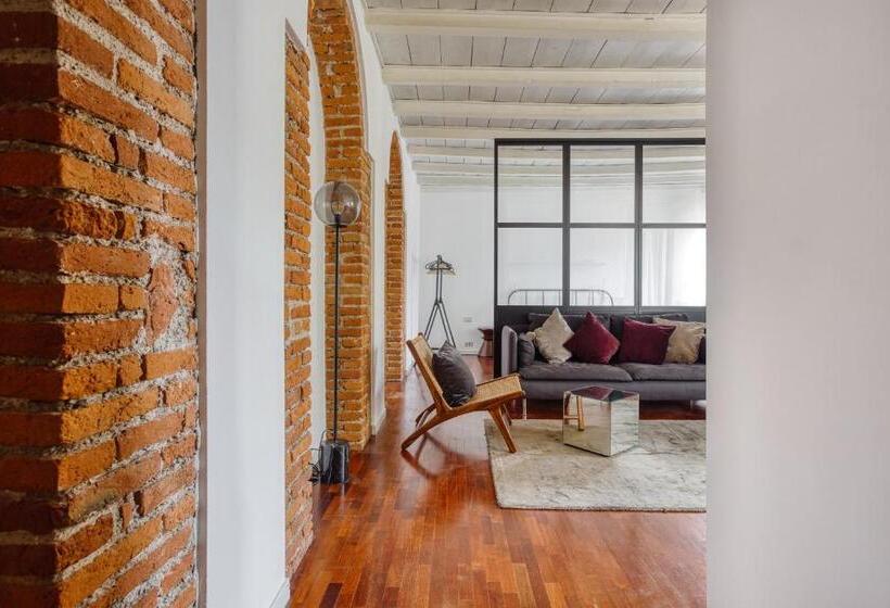 Joivy Superb Studio In The Centre Of Milan