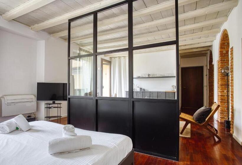 Joivy Superb Studio In The Centre Of Milan