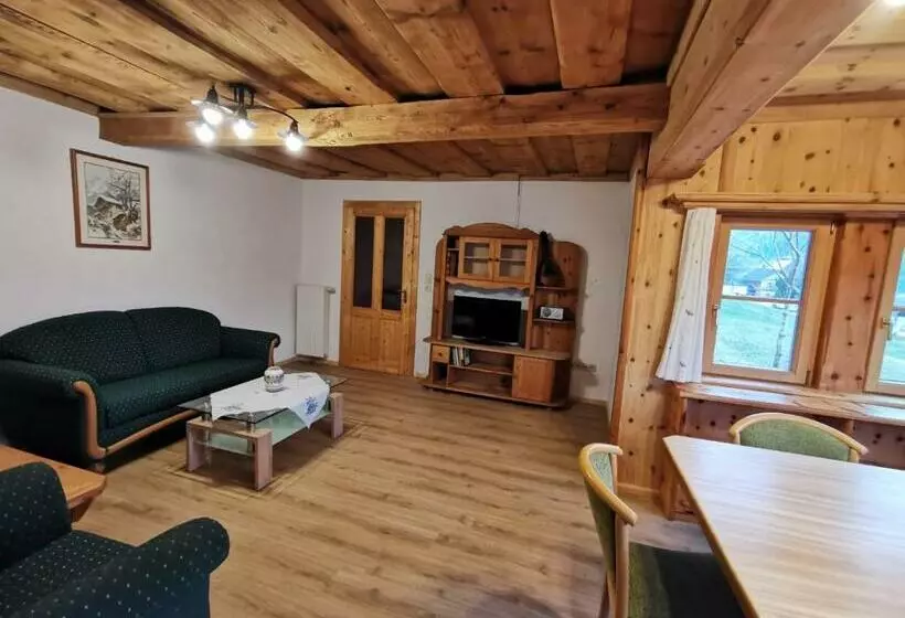 Ferienhaus Rosl Am Grundlsee