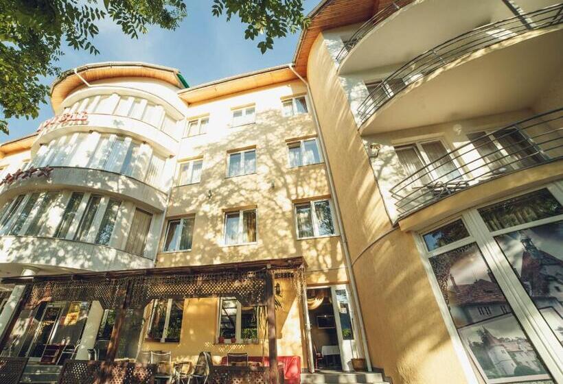 هتل готель поляна квеле