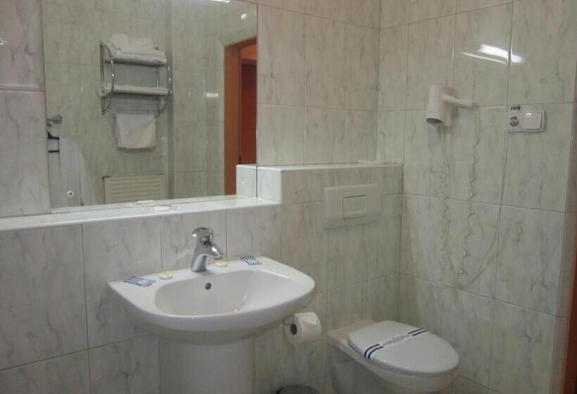 هتل готель поляна квеле