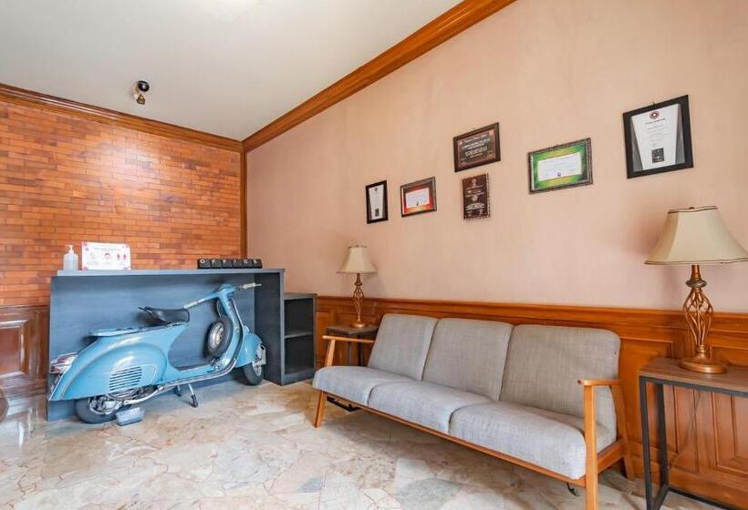 Hotel Koolkost Near Simpang Dago 2