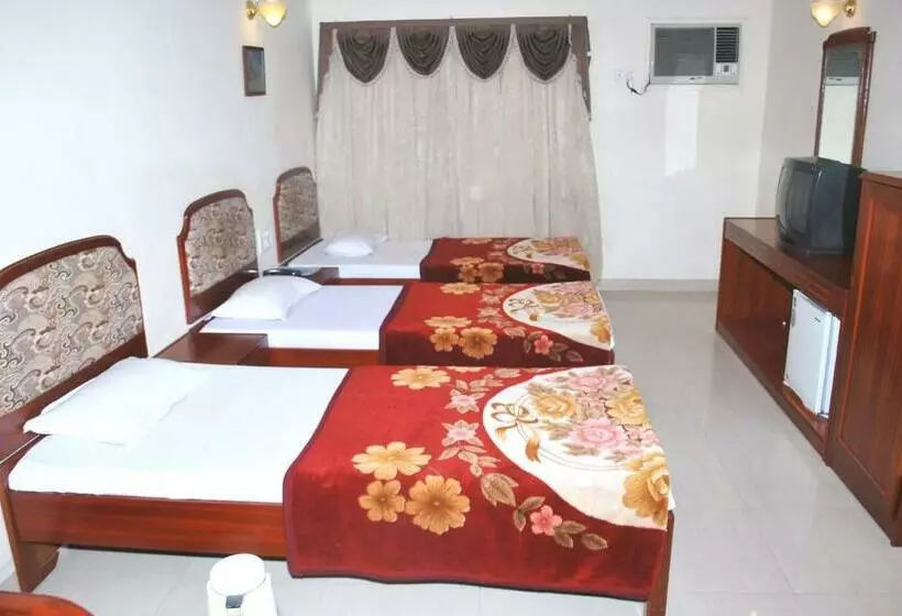 Hotelli Yadgar