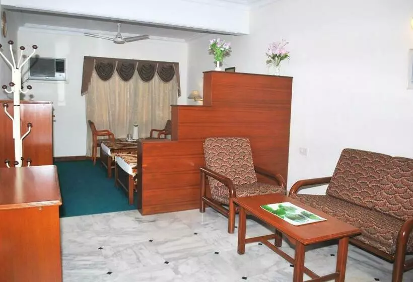 Hotelli Yadgar